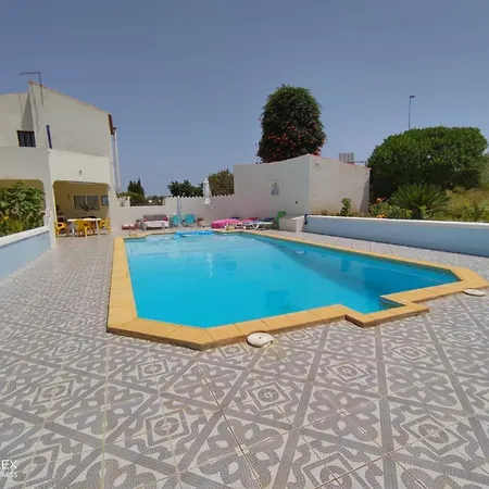 Vivenda Diniz Silves